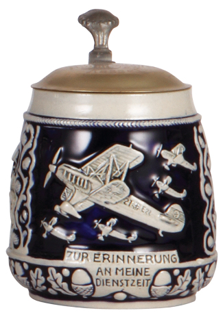 Third Reich stein, .5L, stoneware, relief, airplanes, metal pewter lid: Uffz. Korps der Aufkl.-Staffel 1 [F.] 24, Kassel, mint.