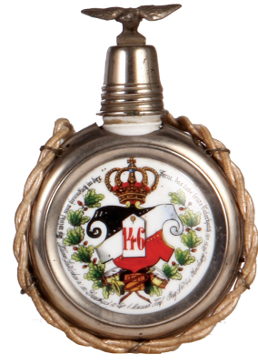 Regimental flask, .25L, porcelain, Inft. Regt. Nr. 21 & Inft. Regt. Nr. 146, 1904 - 1906, Sensburg, named to: Res. Horn. Gefr. Grotiehann, incorrect cord, otherwise very good condition.