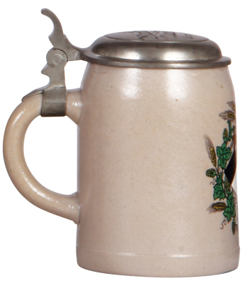 Stoneware stein, .5L, transfer & hand-painted, Marlbräu, Neu-Ulm, impressed pewter lid, missing center hinge ring, body mint. - 3