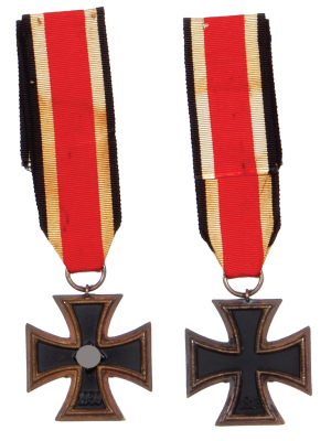 Third Reich medal, Iron Cross, 1939, Second Class, marked 55 on ring, good condition. A DETAILED PHOTO IS AVAILABLE, PLEASE EMAIL YOUR REQUEST.