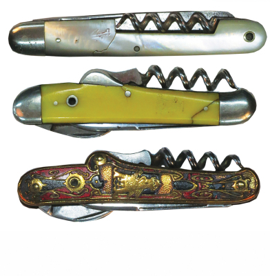 Three Anheuser Busch pocket knives, sizes 2.3" to 2.4", red enamel has chipping & wear, three stanhopes Adolphus Busch, Malt Nutrine has worn stanhope, yellow has worn stanhope & break. - 2