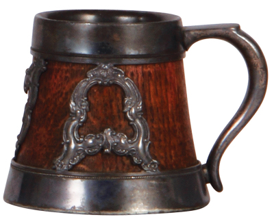 St. Louis Silver Co. mug, .25L, wood & silver-plate, worn plating.